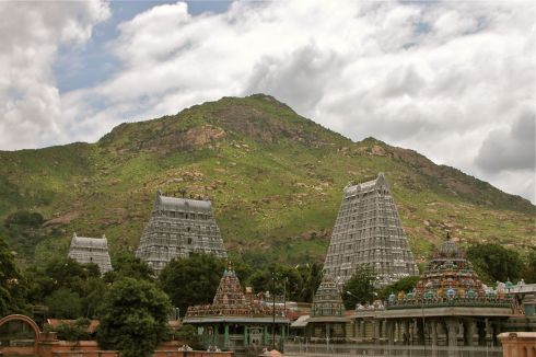 Sri Arunachalam as seen from across the Arunachaleswara Swamy Temple! temple