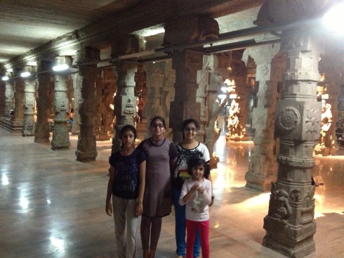 meenakshi temple 1000 Pillars