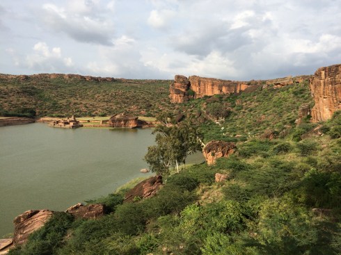 NICE VIEW 4 SET OF CAVES