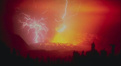 volcanolightning