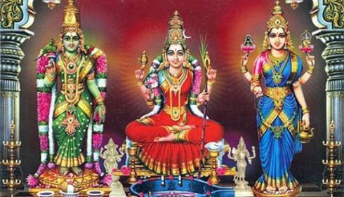 The 3 powerful goddesses are Kanchi Kamakshi , Madurai Meenakshi and Kashi Vishalakshi. The 3 powerful goddesses are Kanchi Kamakshi , Madurai Meenakshi and Kashi Vishalakshi.